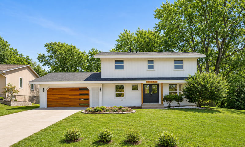 10645 Johnson Rd, Bloomington, MN 55437