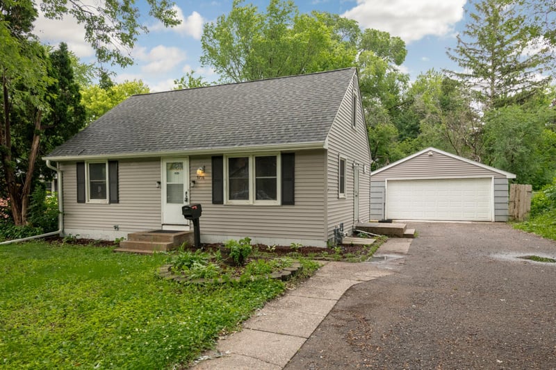 5718 Sumter Ave N, Crystal, MN 55428