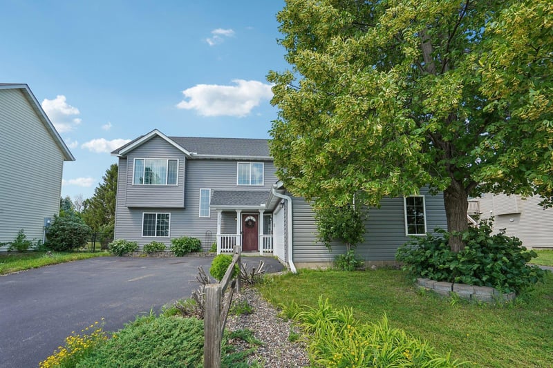 1113 Hickory St, Farmington, MN 55024