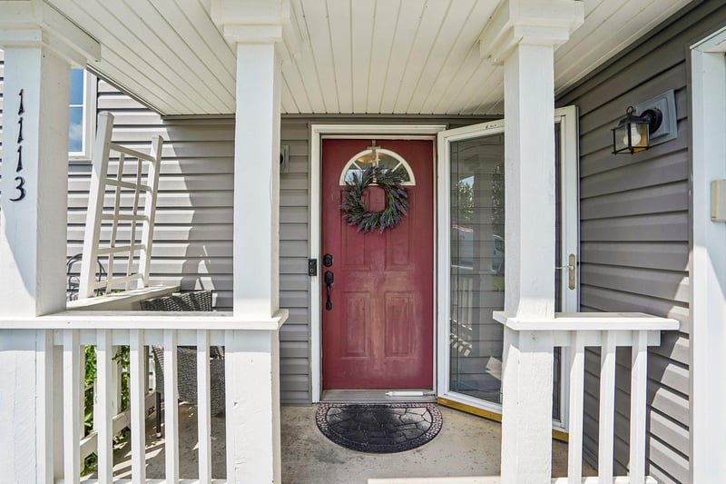 1113 Hickory St, Farmington, MN 55024