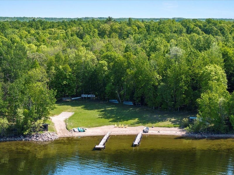 52001 Edgewater Rd, Spring Lake, MN 56680
