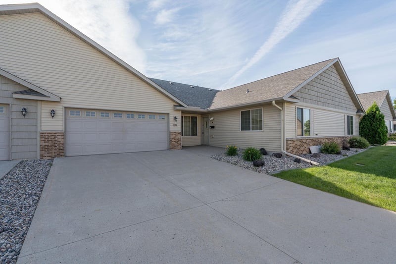 109 Palmer Pa, Mankato, MN 56001