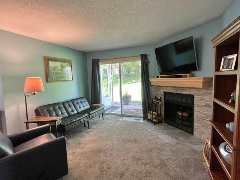 5145 Balmoral Ln #4, Bloomington, MN 55437