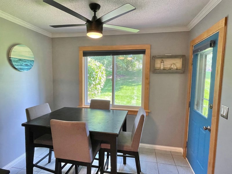 5145 Balmoral Ln #4, Bloomington, MN 55437