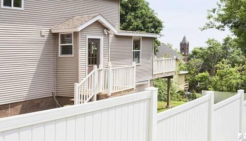 24 S Cascade St, Duluth, MN 55806