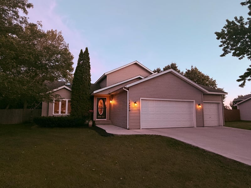 14350 Sandy Dr, Becker, MN 55308