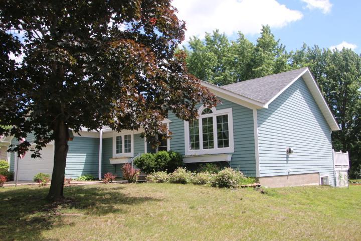906 21st St SE, Saint Cloud, MN 56304