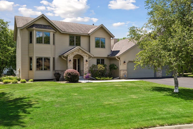3109 Chelsea Ct, Burnsville, MN 55337