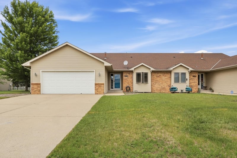 14317 River St, Becker, MN 55308