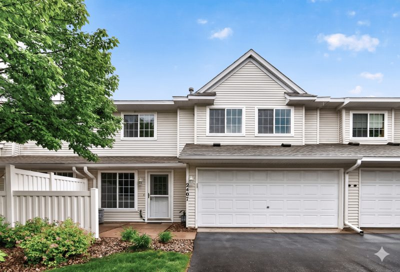 2407 Harvest Way, Chanhassen, MN 55317