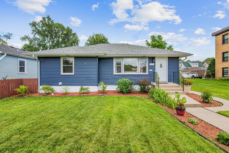 4021 Bloomington Ave, Minneapolis, MN 55407