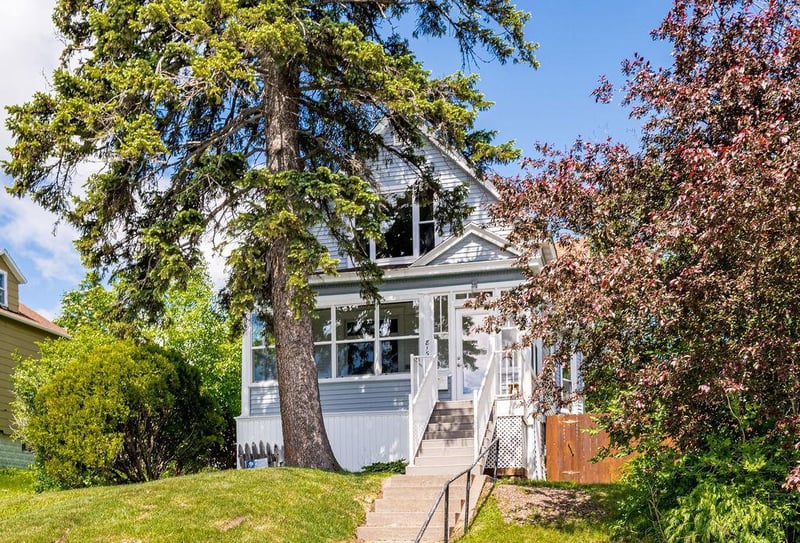 815 E 7th St, Duluth, MN 55805