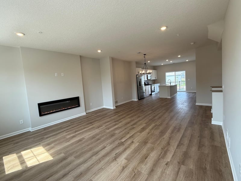 13624 Willow Dr, Rogers, MN 55374