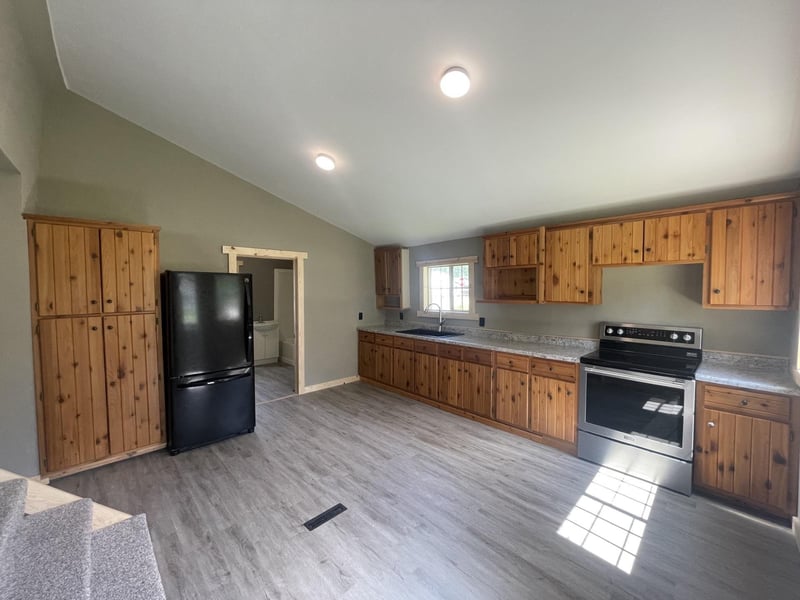 111 NW 1st Ave NW, Verndale, MN 56481