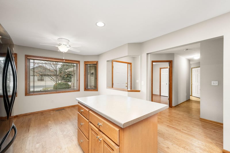 411 Independence St NE, New Prague, MN 56071