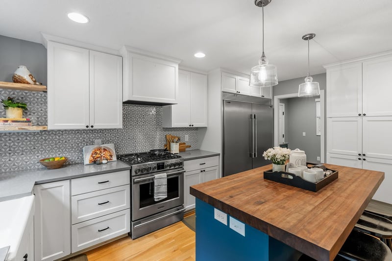 14516 Idylwood Rd, Minnetonka, MN 55345