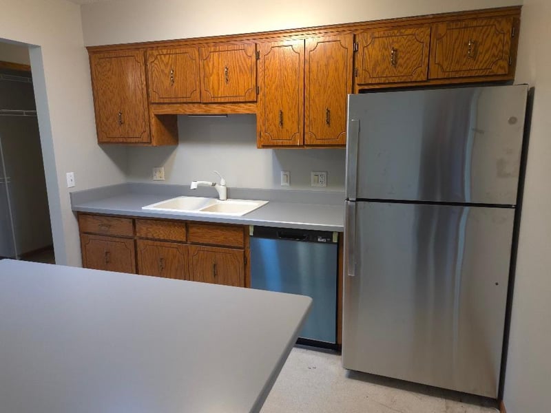 2155 11th St, White Bear Lake, MN 55110