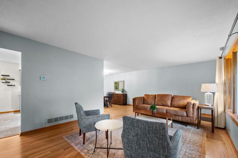 3427 Nancy Pl, Shoreview, MN 55126