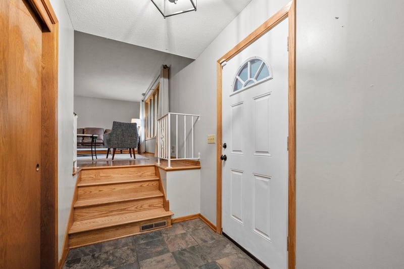 3427 Nancy Pl, Shoreview, MN 55126