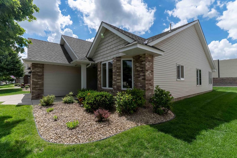 2880 126th Ave NW, Coon Rapids, MN 55448