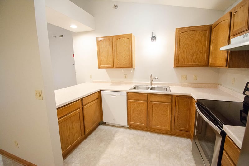 1876 Deerhaven Ln NE #2, Rochester, MN 55906
