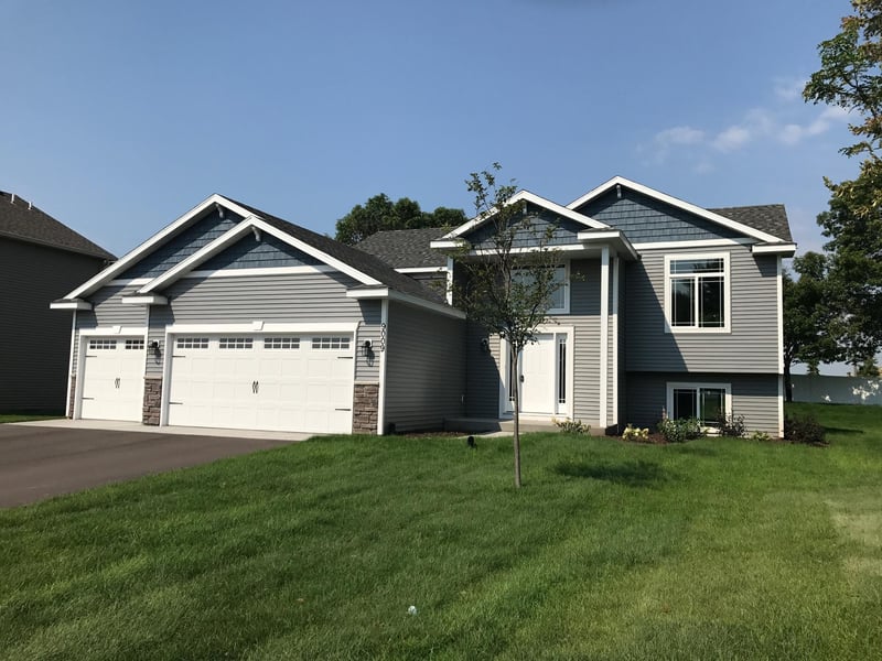 13735 Paper Birch Dr, Baxter, MN 56425
