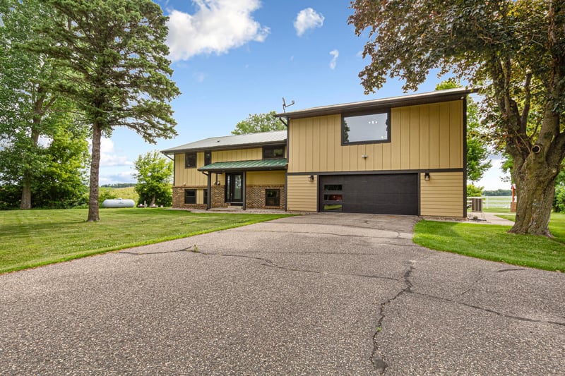 1250 Waterville Rd, Waterville, MN 56096