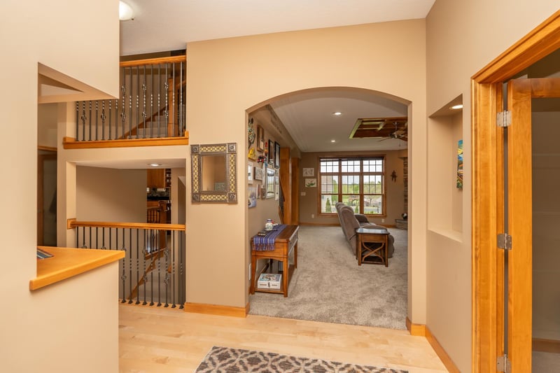 517 Appaloosa Ave, Shakopee, MN 55379