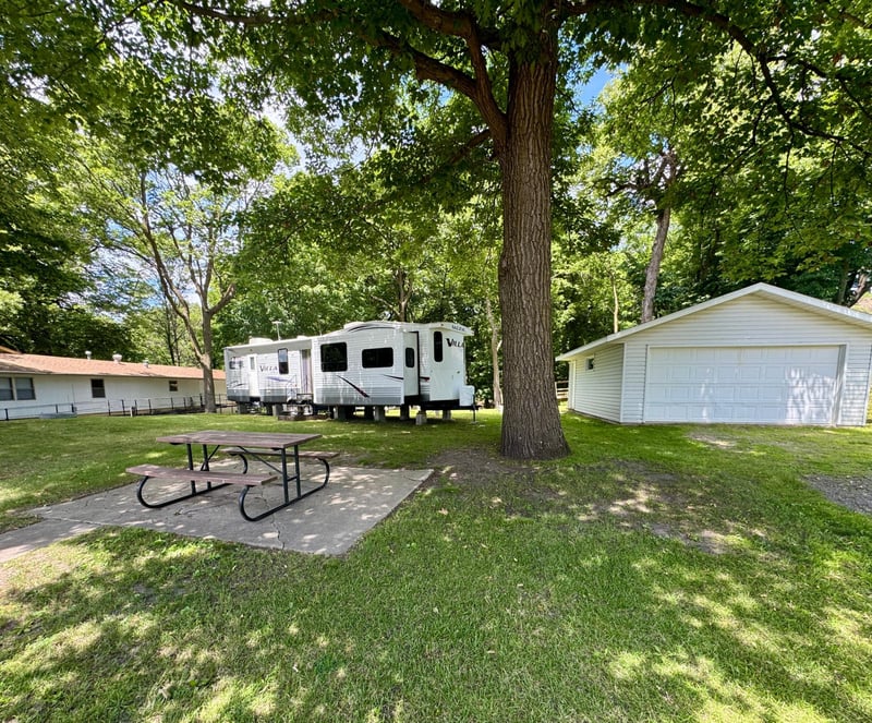 8400 N Shore Dr, Spicer, MN 56288