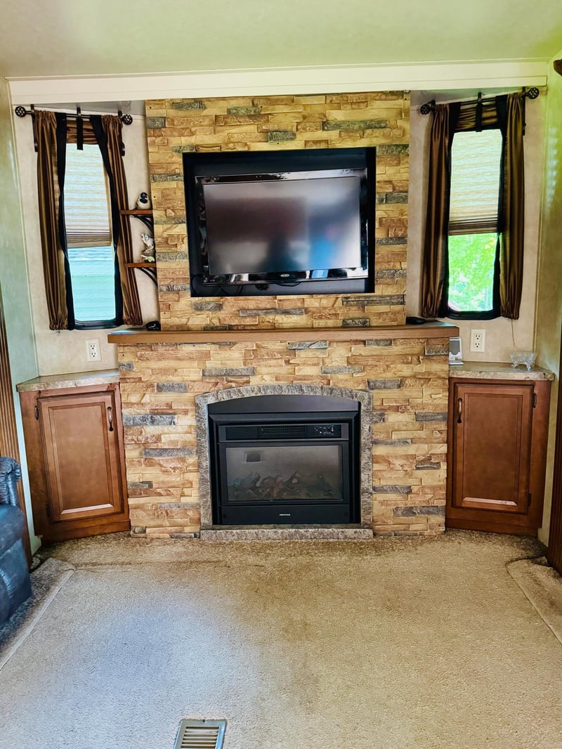 8400 N Shore Dr, Spicer, MN 56288
