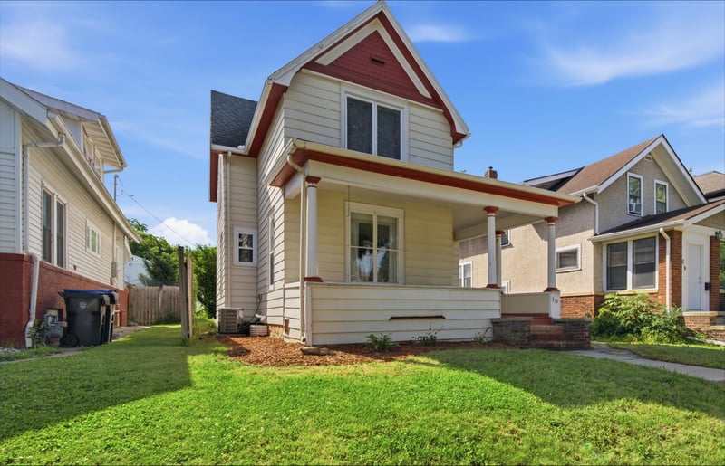 315 N Broad St, Mankato, MN 56001