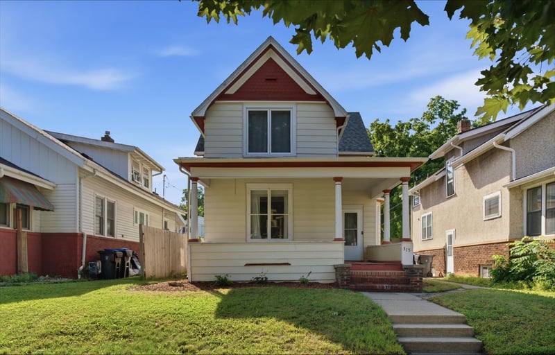 315 N Broad St, Mankato, MN 56001