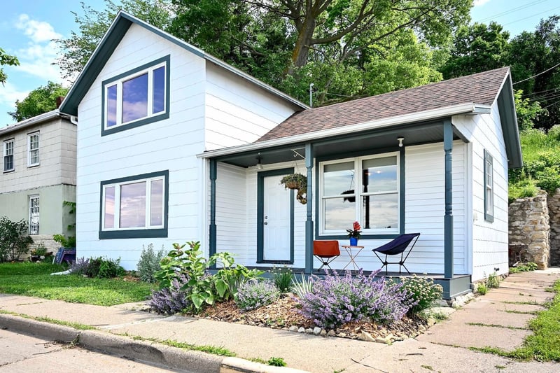 603 S Main St, Alma, WI 54610