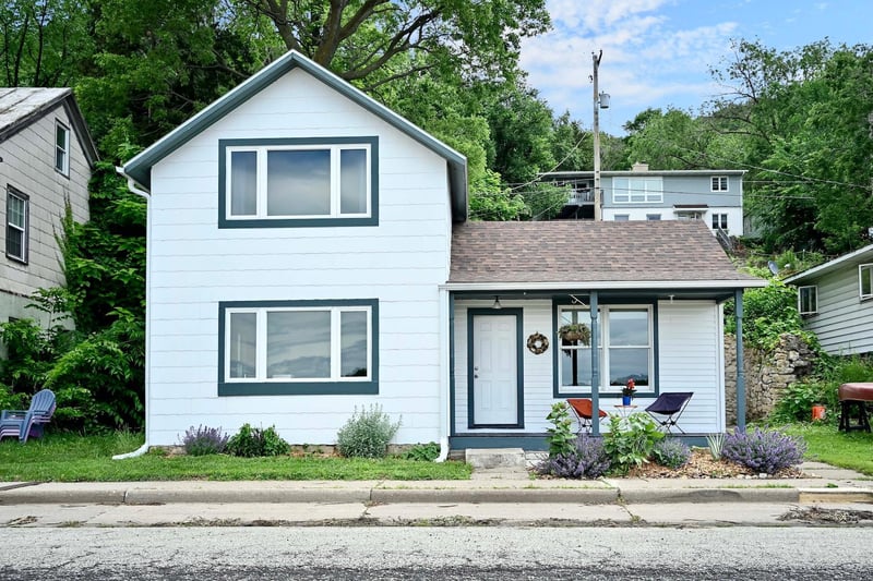 603 S Main St, Alma, WI 54610