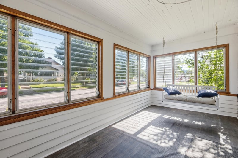 1722 Winnebago St, La Crosse, WI 54601