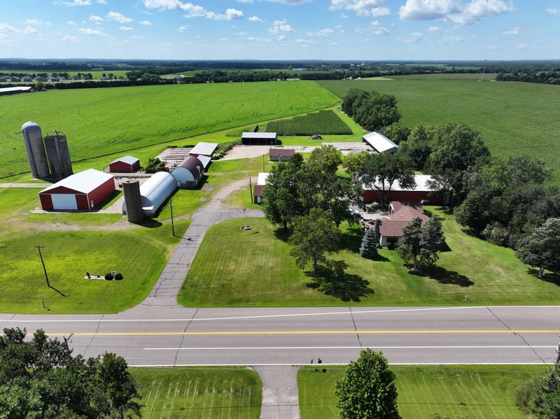 8010 Center St, Clear Lake, MN 55319
