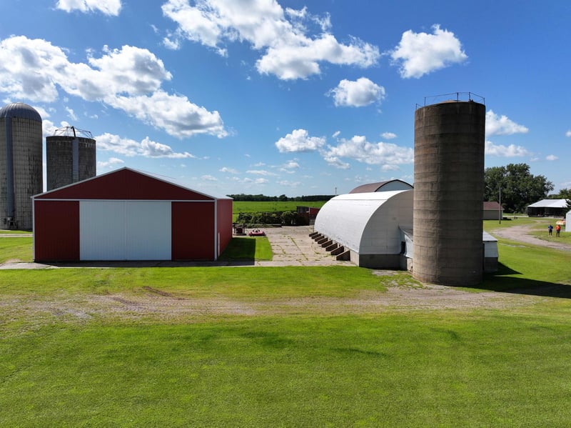 8010 Center St, Clear Lake, MN 55319