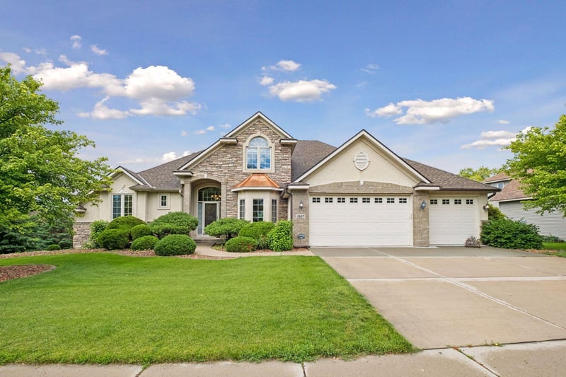 3497 Fox Tail Trl NW, Prior Lake, MN 55372