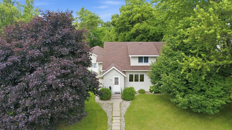309 5th Ave SE, Melrose, MN 56352