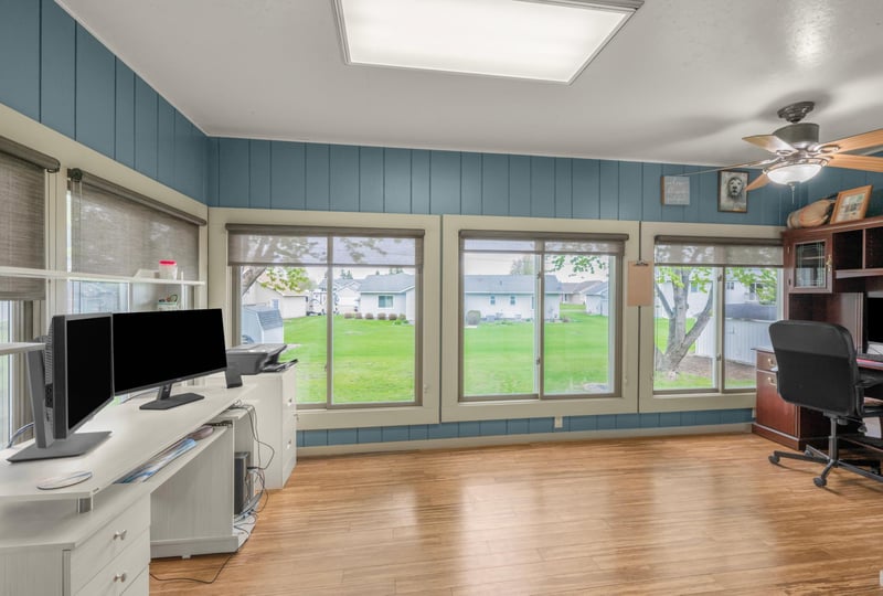 631 David Ave, Hamburg, MN 55339