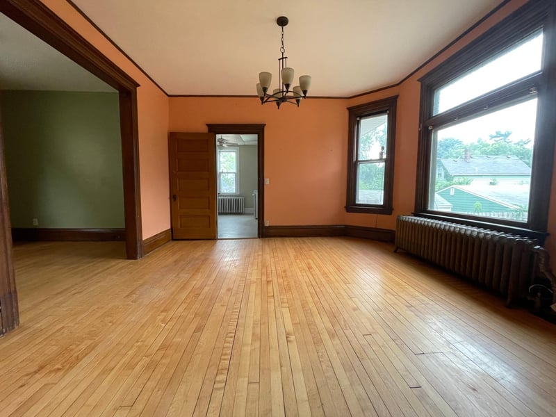 1188 Edgerton St, Saint Paul, MN 55130