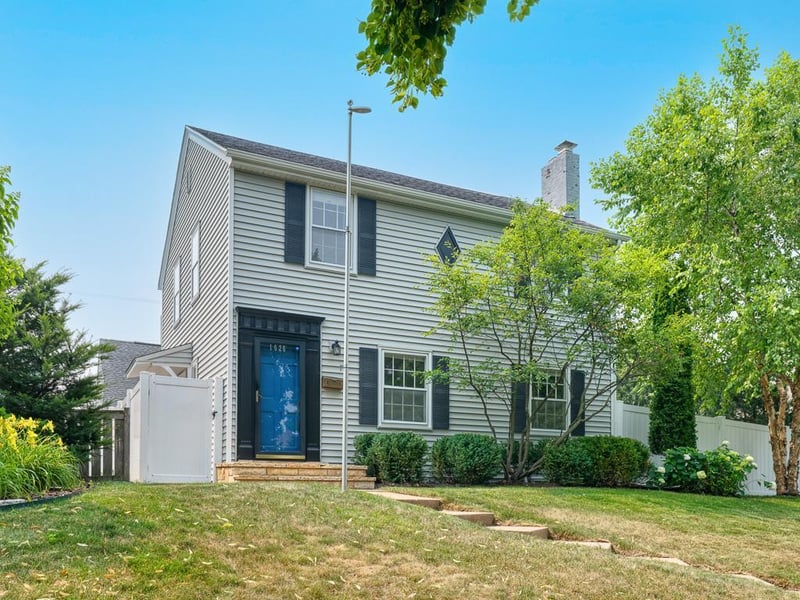 1626 Pinehurst Ave, Saint Paul, MN 55116
