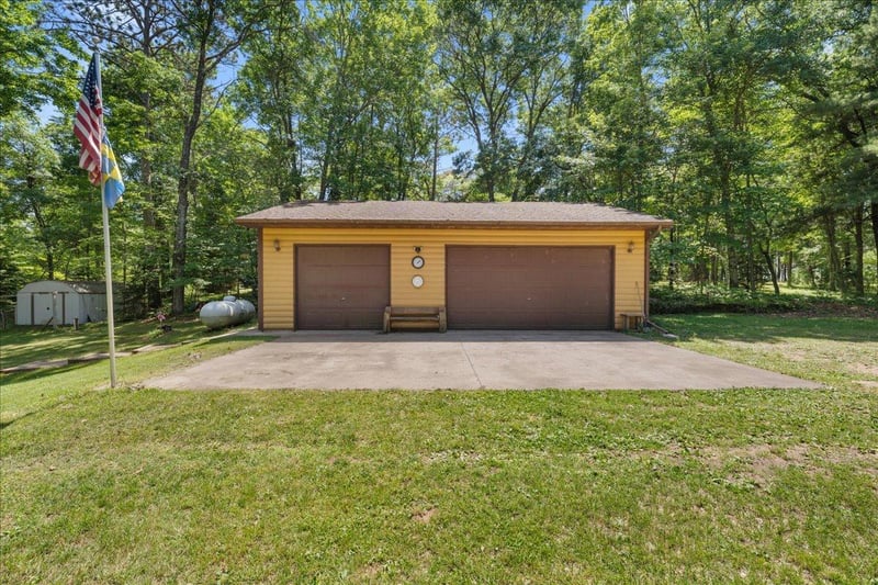 W6000 Pair O Lakes Rd, Trego, WI 54888