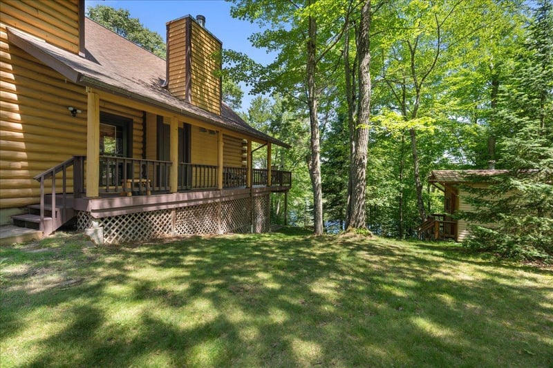 W6000 Pair O Lakes Rd, Trego, WI 54888
