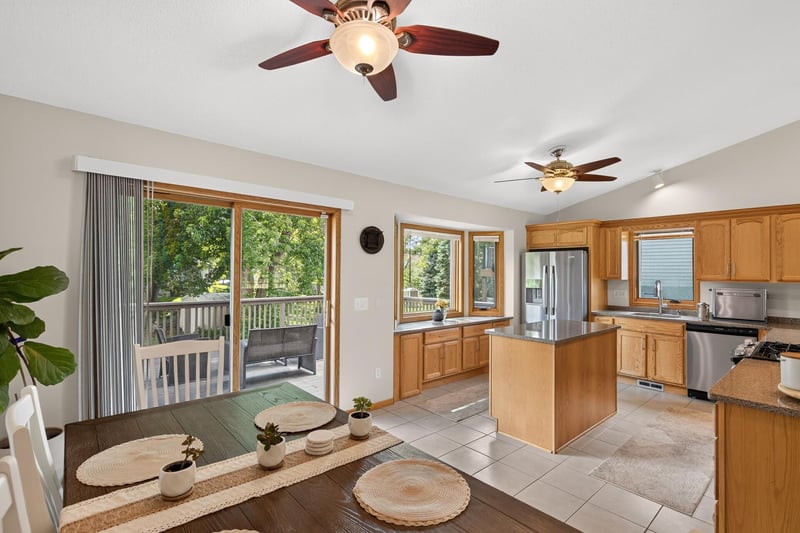 8725 Queens Gardens, Brooklyn Park, MN 55443