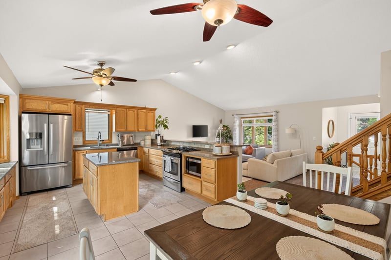 8725 Queens Gardens, Brooklyn Park, MN 55443