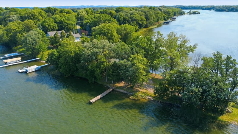20927 Big Lake Rd, Richmond, MN 56368