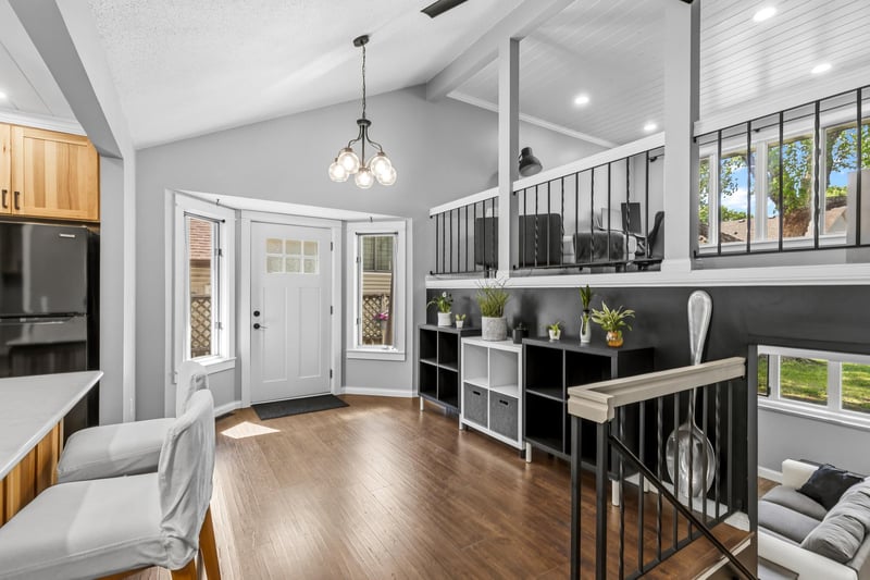 3650 Blue Jay Way, Eagan, MN 55123