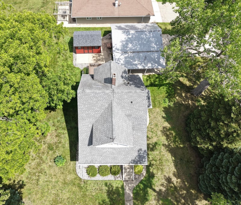 821 10th Ave N, Saint James, MN 56081