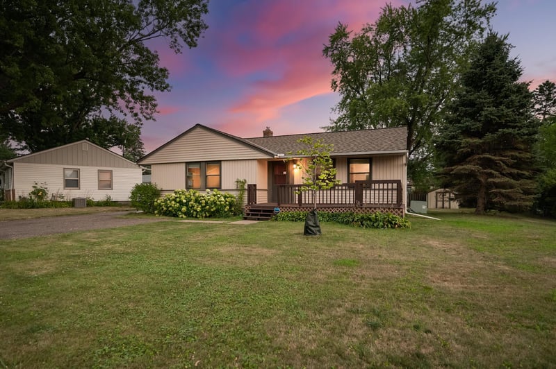 1406 Price Ave, Maplewood, MN 55109